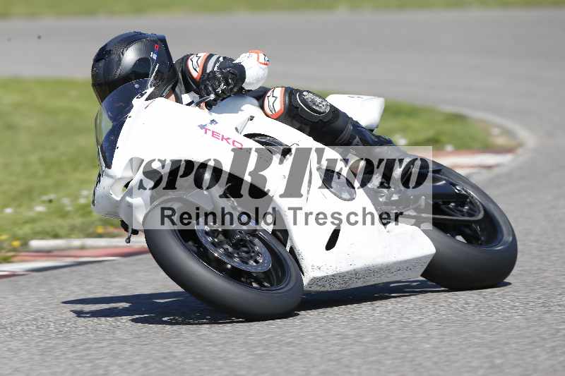 /43 08.08.2025 Discover the Bike ADR/Race 3 rot/547